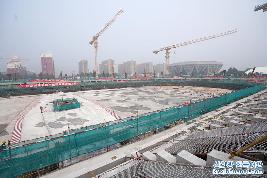（社会）（2）北京冬奥场馆国家速滑馆地下结构封顶