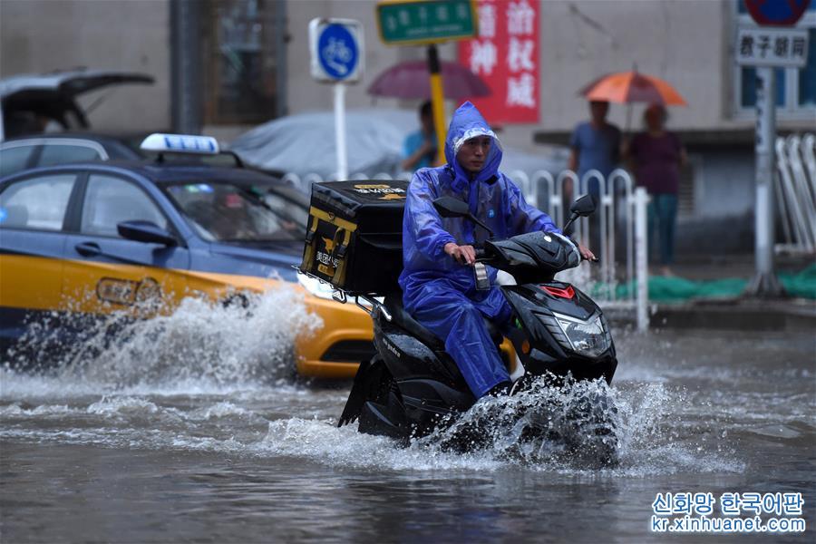 （社會）（2）北京發布暴雨黃色預警信號