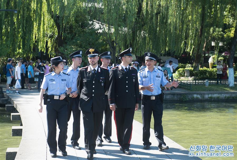 （社会）（2）中意警方启动第二次在华警务联合巡逻