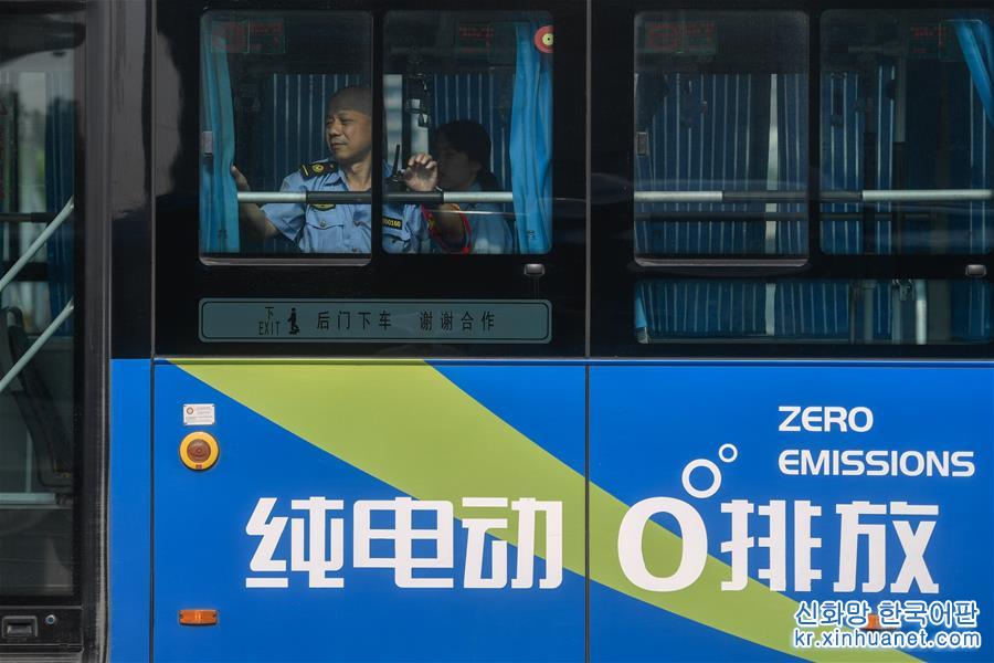 （社会）（1）杭州：2000余辆公交车已实现“零排放、零污染”