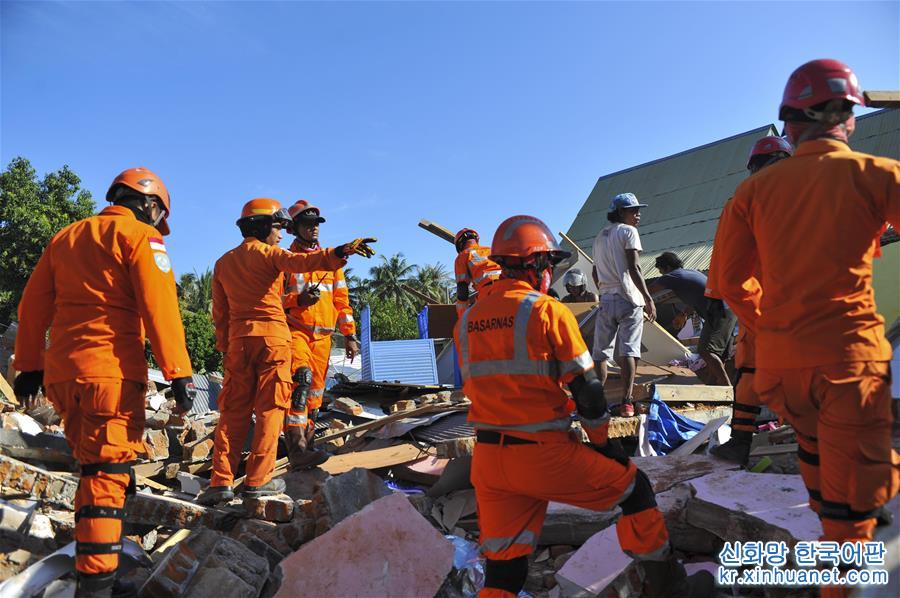 （国际）（6）印尼龙目岛地震死亡人数上升至105人