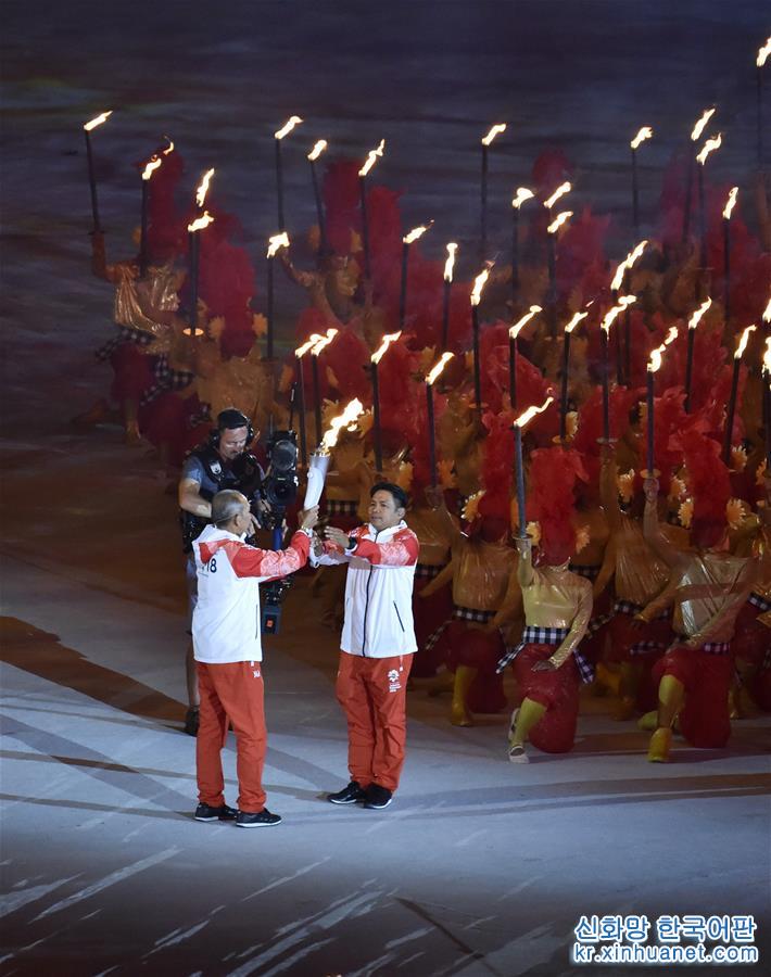 （亞運會）第18屆亞運會開幕式在雅加達舉行
