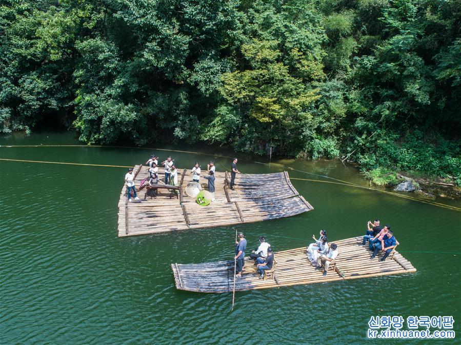 （社會）（2）“水上竹笛音樂會”助力鄉村旅遊
