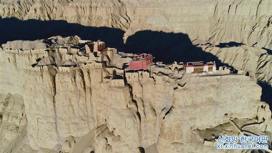 （美丽中国）（4）探访神秘的西藏古格王国遗址