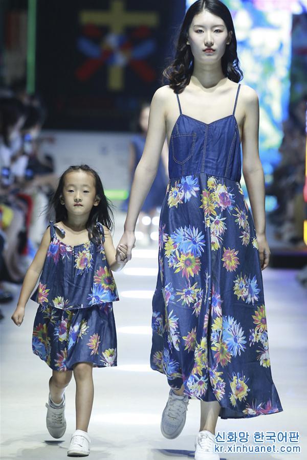 （社会）（2）2018中国国际儿童时尚周在上海落下帷幕