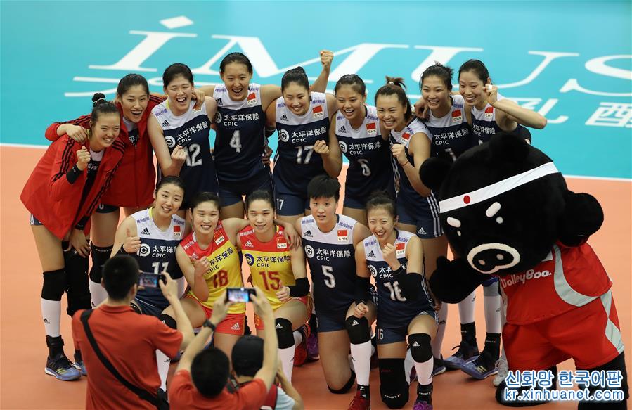 （体育）（3）排球——女排世锦赛六强赛：中国胜美国