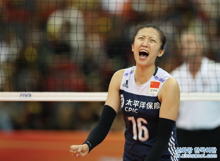 （体育）（2）排球——女排世锦赛六强赛：中国胜美国