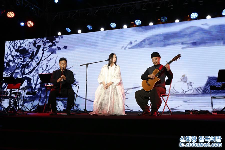 （文化）（2）故宫上演“古画会唱歌”音乐分享会