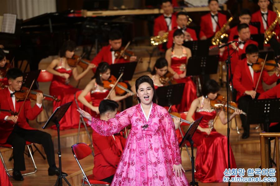 （国际）（1）朝鲜三池渊管弦乐团在平壤举行文艺演出