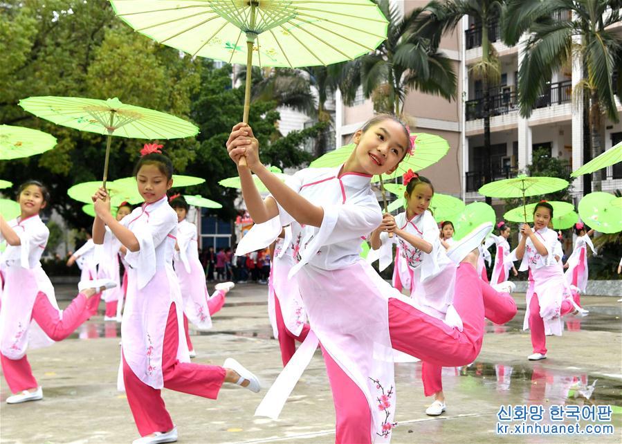 （文化）（3）广西融安：传统文化热校园 