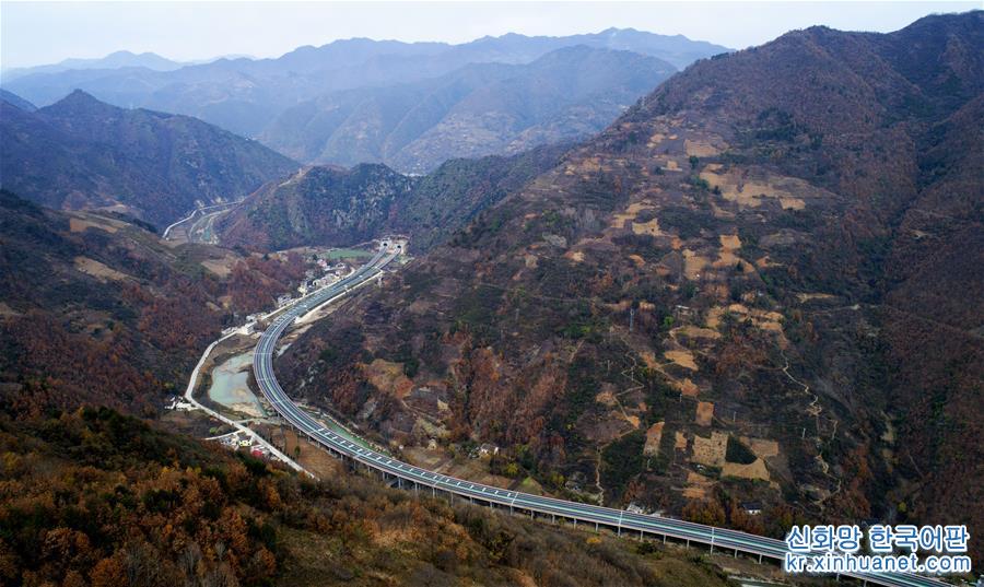 （经济）（2）陕西柞水至山阳高速公路即将通车