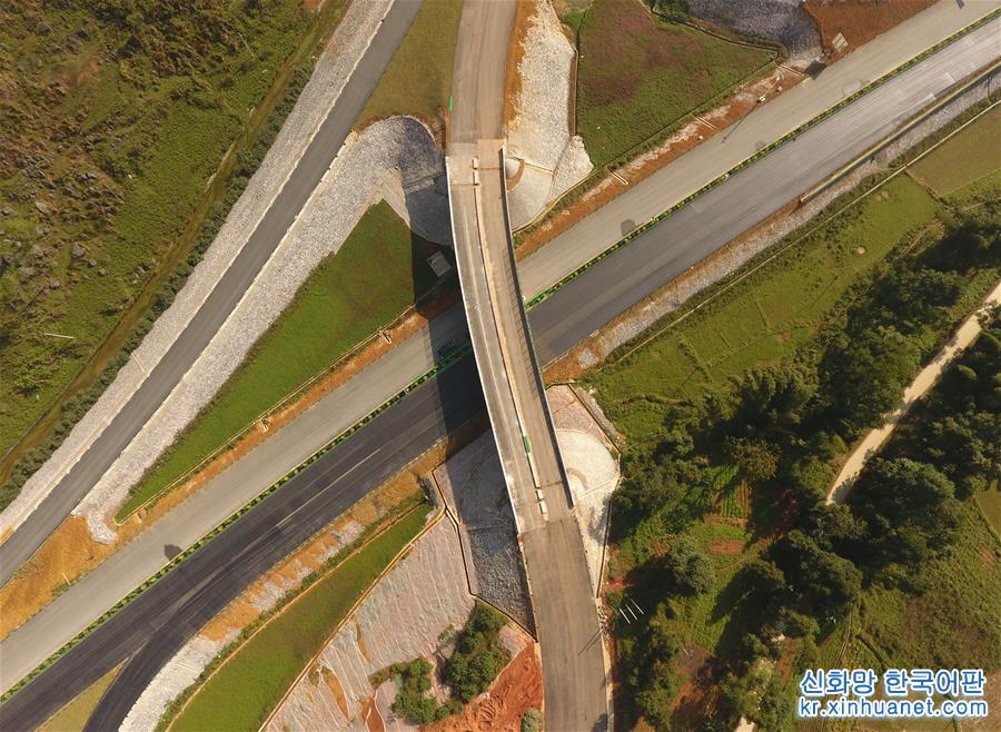 （社會）（2）中越邊境靖西至龍邦高速公路預計年底通車