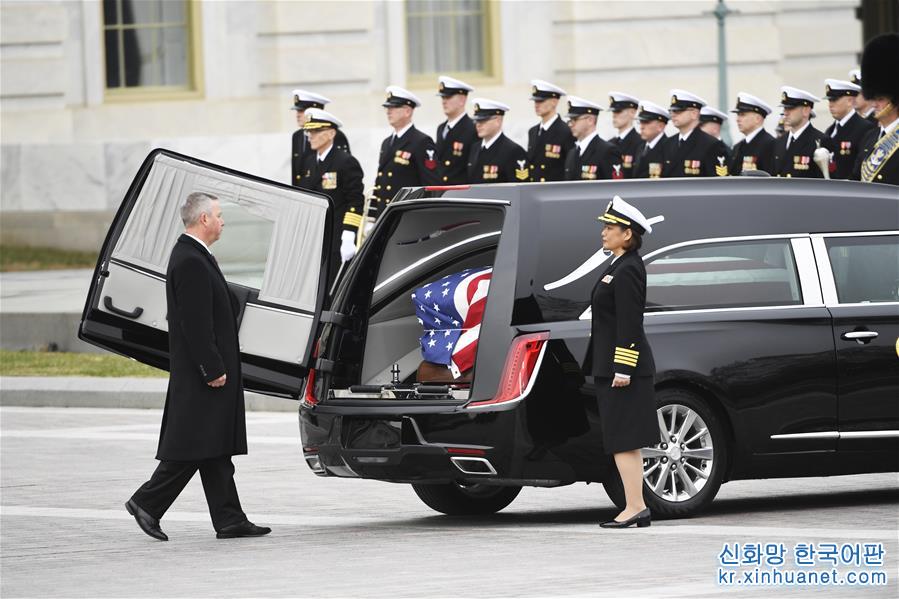 （新华视界）（4）美国为前总统老布什举行国葬