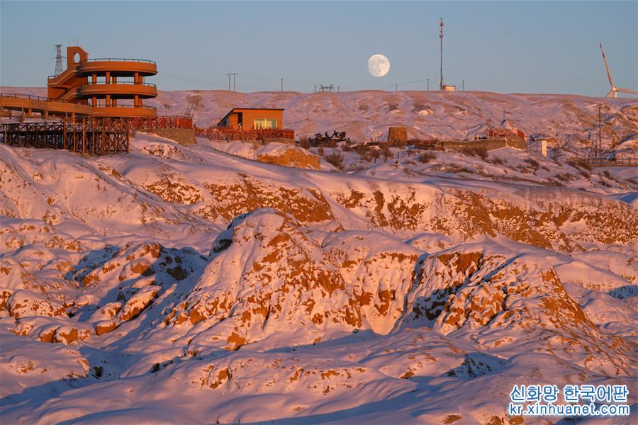 （经济）（1）新疆：布尔津善用冰雪资源 发展旅游经济
