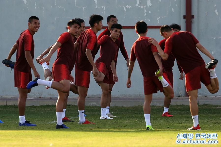 （体育）（4）足球——国足2018年最后一堂训练课备战亚洲杯