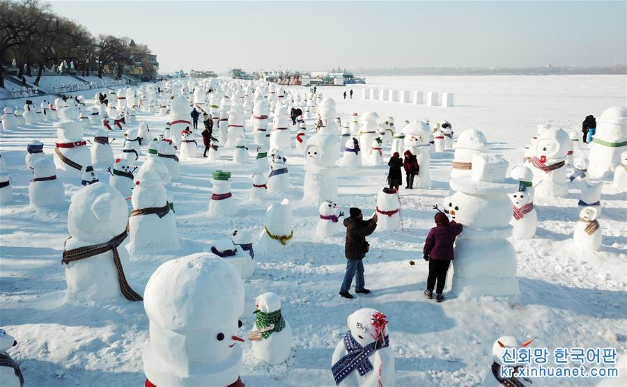 （社會）（1）2019個雪人亮相冰城