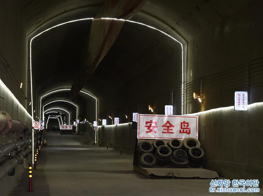 （社会）（3）北京冬奥会延庆赛区综合管廊隧道全线贯通