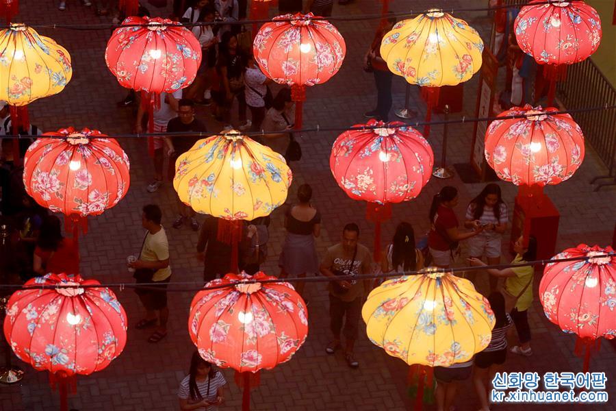 （新华视界）（4）马尼拉中国城节日气氛浓