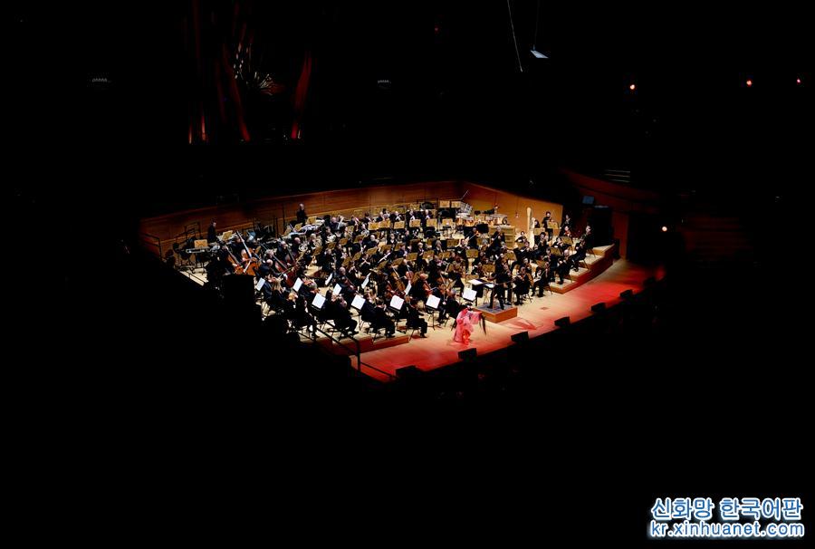 （国际）（4）新昌调腔唱响洛杉矶爱乐乐团中国新年音乐会