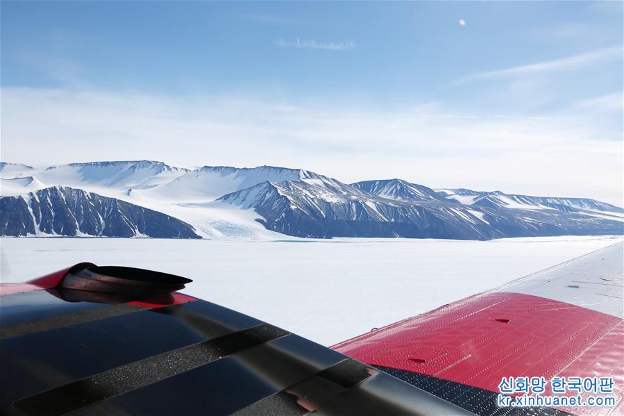 （科技）（2）中国固定翼飞机完成东南极冰盖关键区域航空探测