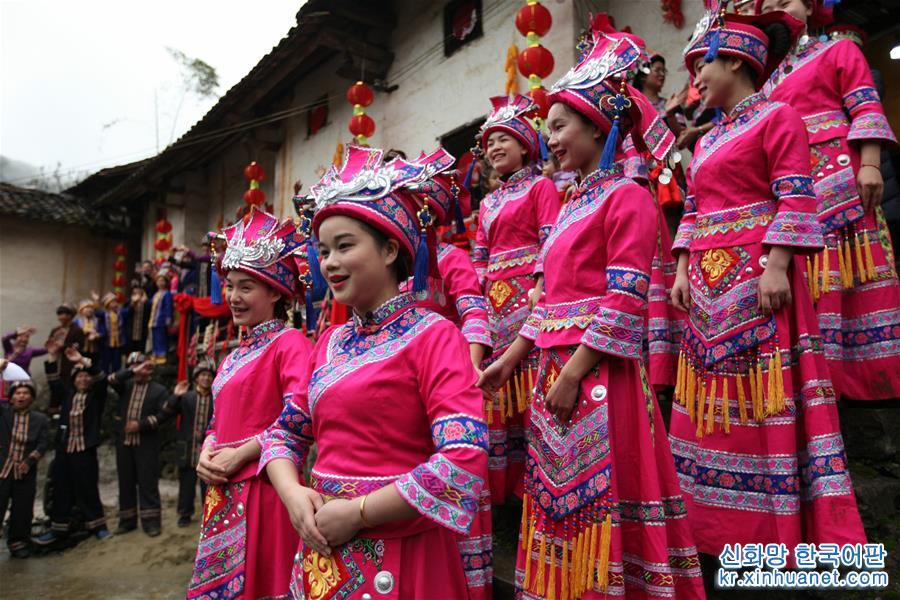 #（新华视界）（4）广西罗城：绚丽的仫佬族传统婚礼