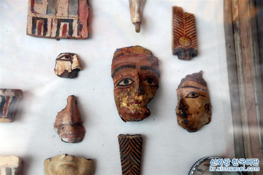 （国际）（4）埃及索哈杰发现托勒密时期墓葬