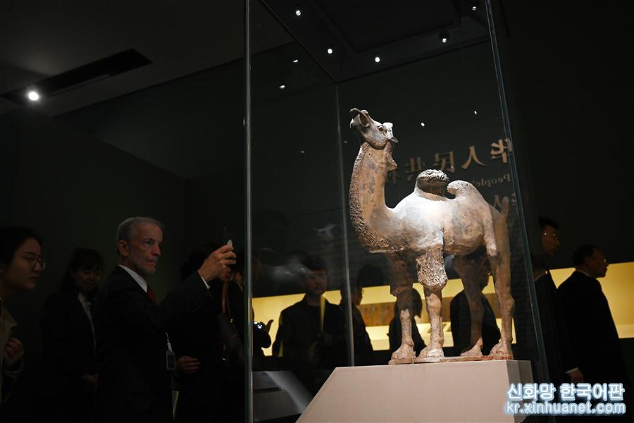 （文化）（4）丝绸之路国家博物馆文物精品展在京开幕
