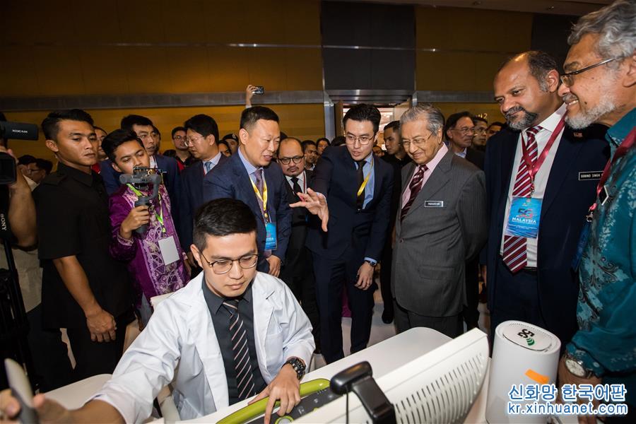 （国际）（3）中国企业亮相马来西亚5G技术展