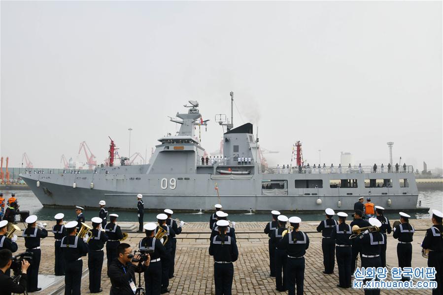 （人民海軍70年）（2）來華參加多國海軍活動的外國軍艦抵達青島