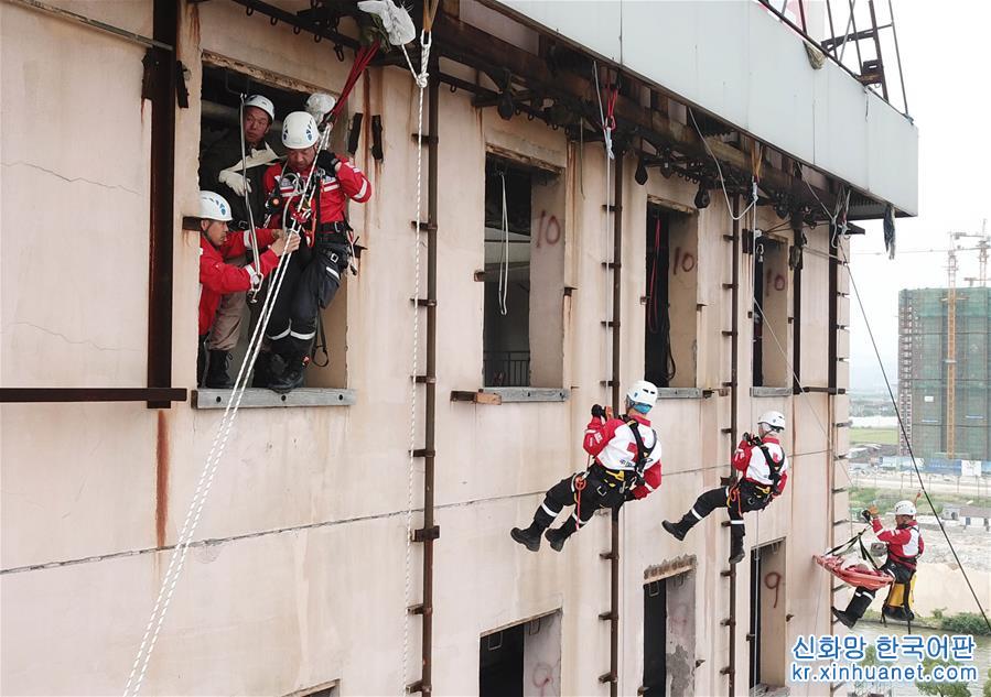 （医卫）（6）“同心协力-2019”中国红十字会应急救援综合演练在浙江举行