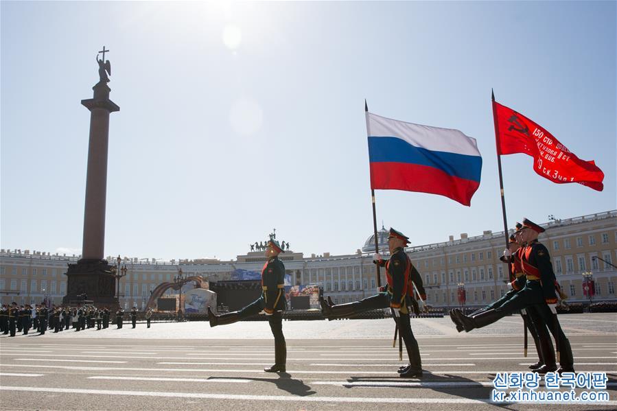 （国际）（5）圣彼得堡举行胜利日阅兵式
