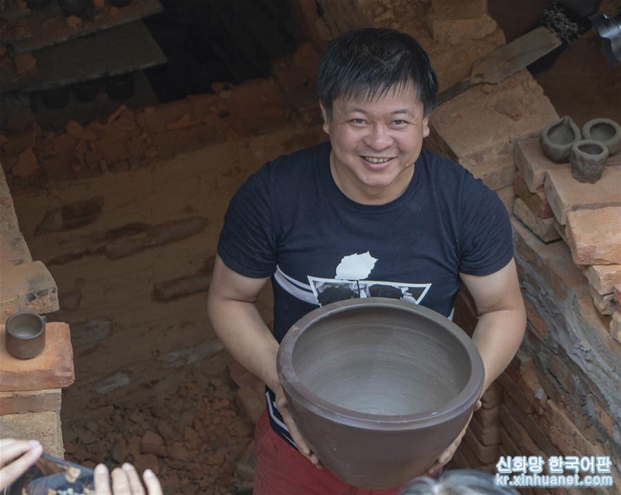 （文化）（5）广西钦州：龙窑坭兴陶放光彩