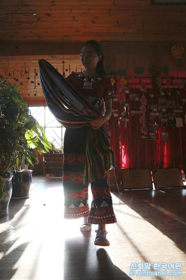 （社会）（6）云南西盟：创新民族纺织工艺助佤族村民增收
