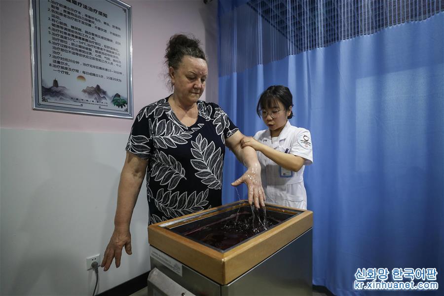 （社会）（6）中国康复理疗技术受到俄罗斯人欢迎