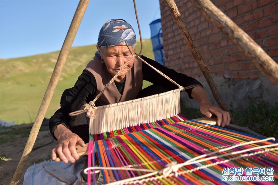 （图片故事）（1）走近哈萨克族牧民的转场生活