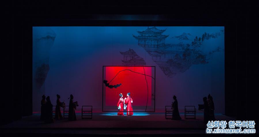 （国际）（5）中国舞美设计家获布拉格演出设计与空间四年展“最佳灯光设计奖”