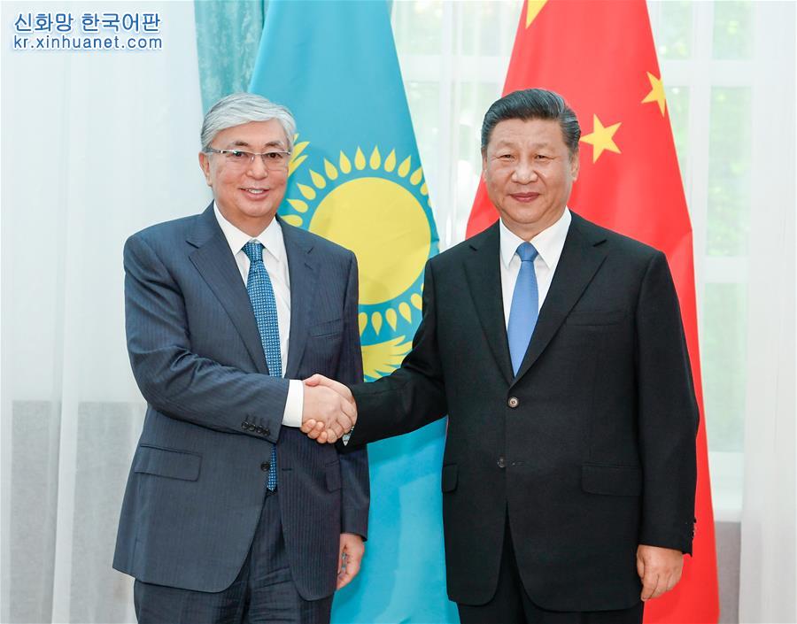 （时政）习近平会见哈萨克斯坦总统托卡耶夫