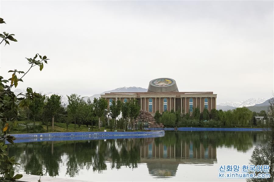 （习近平出访配合稿·图文互动）（3）新闻背景：塔吉克斯坦共和国