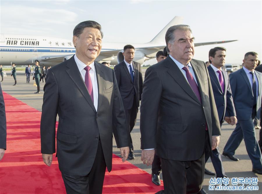 （时政）习近平抵达杜尚别开始出席亚洲相互协作与信任措施会议第五次峰会并对塔吉克斯坦共和国进行国事访问