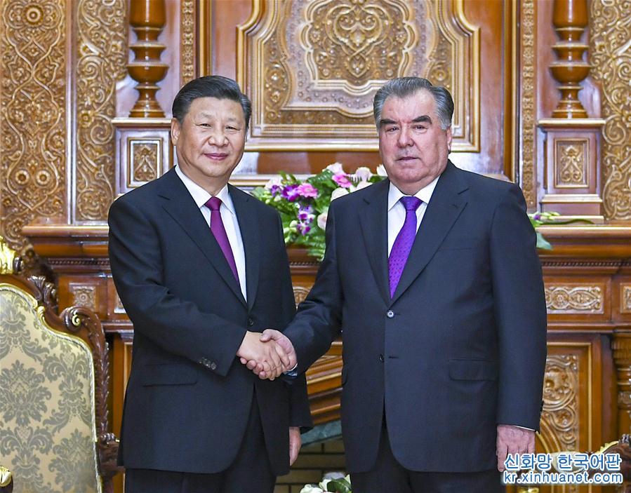 （时政）（5）习近平同塔吉克斯坦总统拉赫蒙会谈