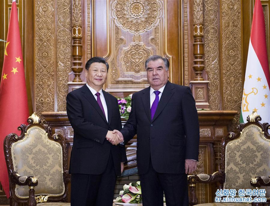 （时政）（6）习近平同塔吉克斯坦总统拉赫蒙会谈