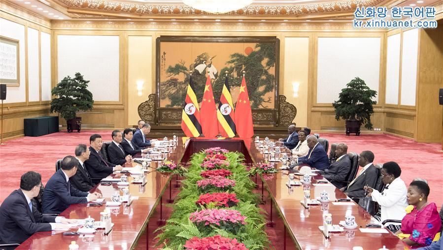 （時政）習近平同烏幹達總統穆塞韋尼舉行會談