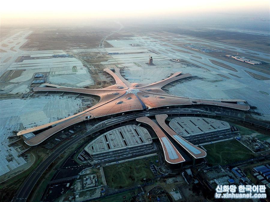 （社会）（11）空中瞰北京大兴国际机场“成长”