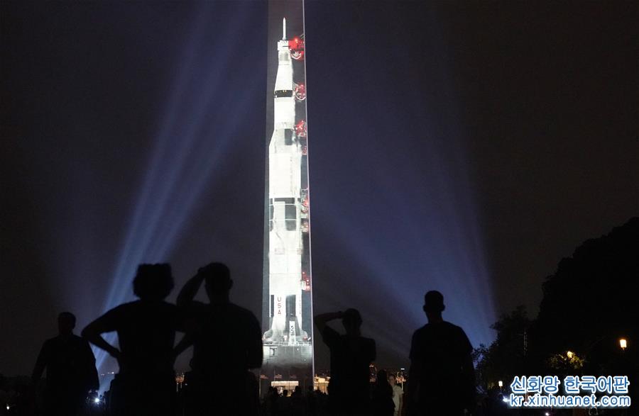 （新华视界）（1）华盛顿纪念碑“变身”登月火箭