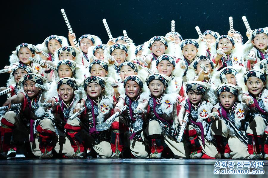 （文化）（4）第十届全国少儿舞蹈展演在广州举行