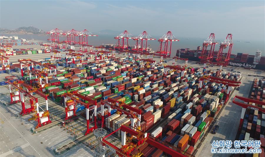 （新华全媒头条·图文互动）（6）开放新步伐 创新加速度——上海自贸试验区临港新片区正式起航