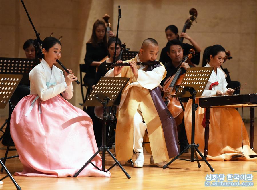 （文化）（1）北京：欣赏民族音乐 感受传统文化