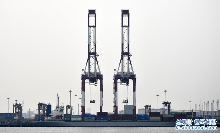 （经济）（6）走进人工深水大港——天津港