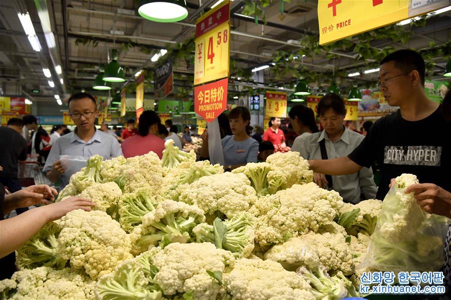 （关注“利奇马”）（2）山东寿光蔬菜供应平稳 价格略涨