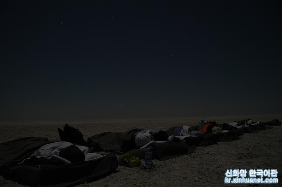 （國際）（1）在馬卡迪卡迪鹽沼過夜